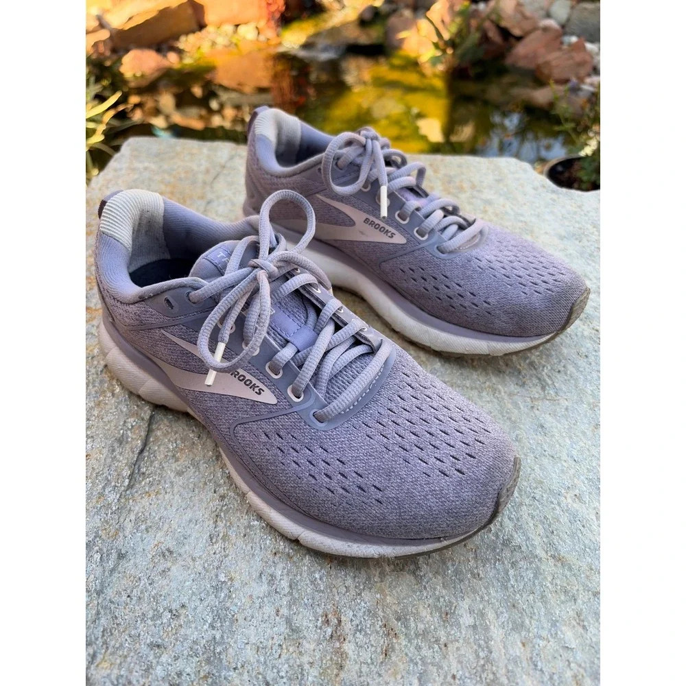 Brooks Transmit 3 Womens Running Shoes Purple Lavender 1203501B542 Size 7 Medium